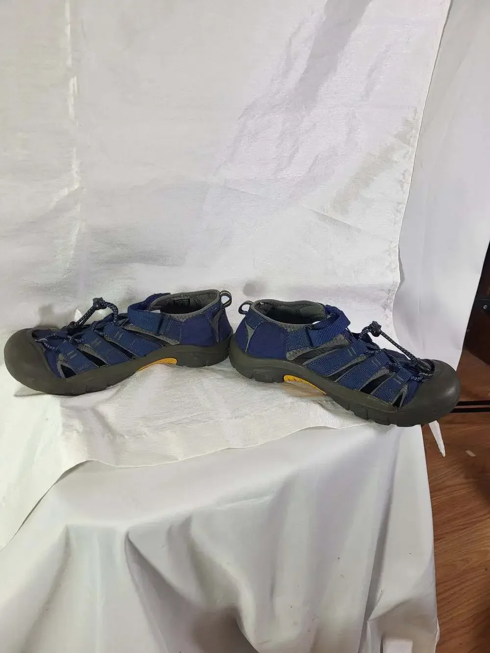 Keen Newport H2 Youth Size 6 Waterproof Sport Sandals Blue Gray